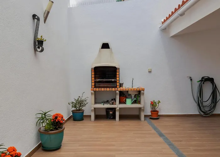 Semesterbostad Ginjinha *